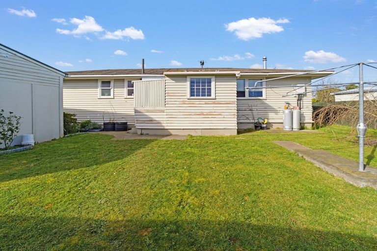 Photo of property in 25 Mcgreevy Street, Waipawa, 4210