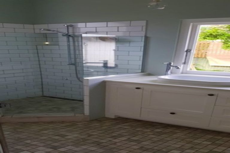 Photo of property in 70 Hardinge Road, Ahuriri, Napier, 4110