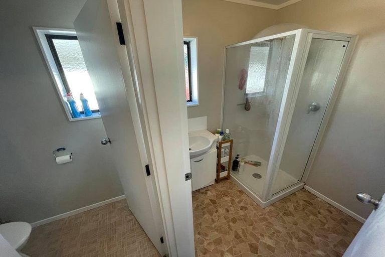 Photo of property in 1/37 Bauchop Road, Waterloo, Lower Hutt, 5011