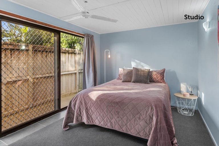 Photo of property in 22 Kamo Road, Regent, Whangarei, 0112