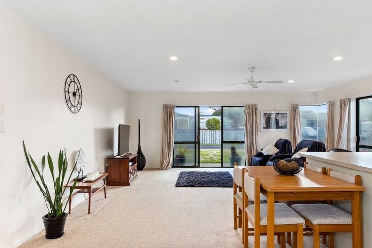 Photo of property in 63 Kane Road, Papamoa Beach, Papamoa, 3118