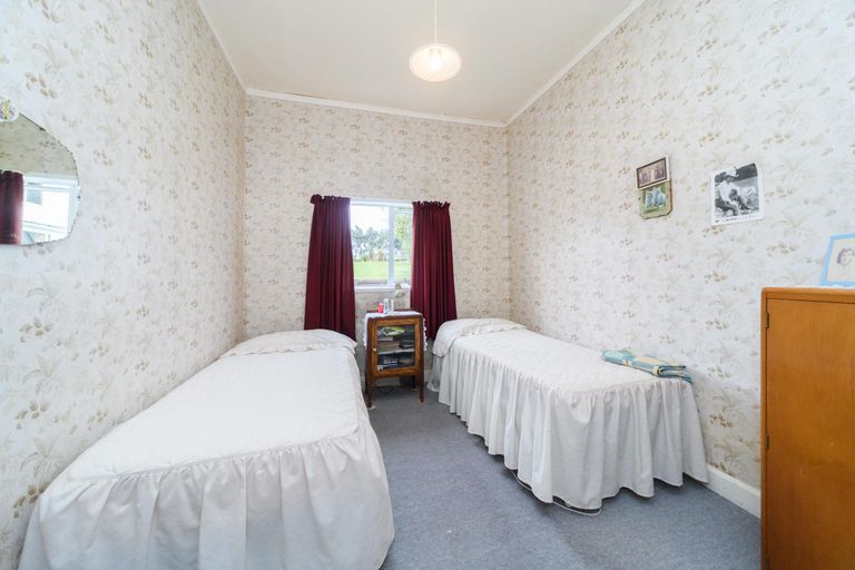 Photo of property in 61 Severn Street, Rongotea, 4476