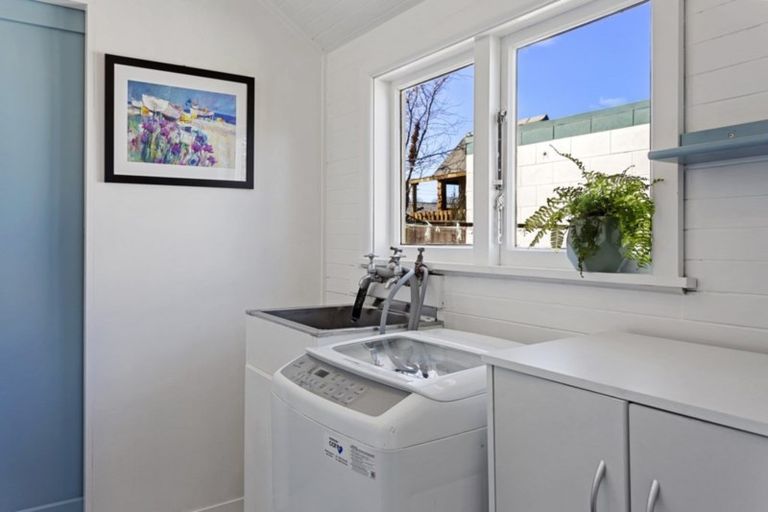 Photo of property in 100a Tilford Street, Woolston, Christchurch, 8062