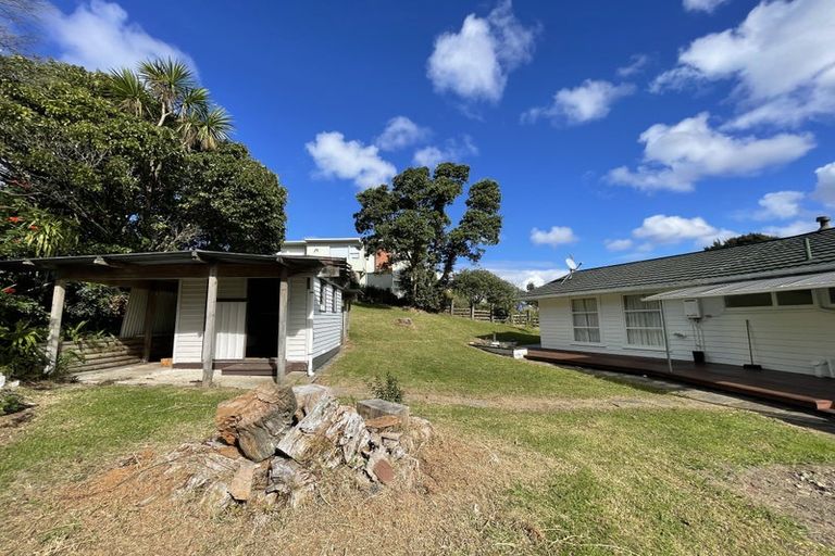 Photo of property in 14 Pemberton Avenue, Bayview, Auckland, 0629