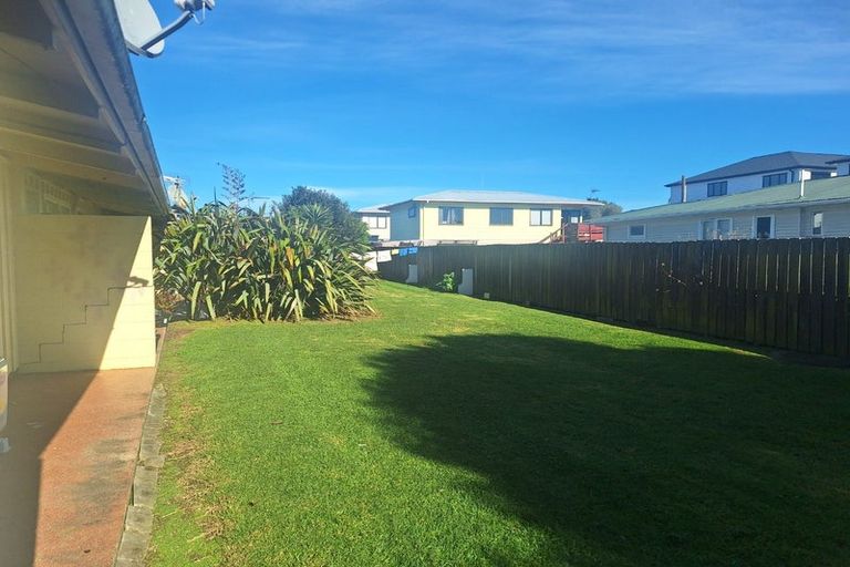 Photo of property in 17 Jellicoe Road, Manurewa, Auckland, 2102