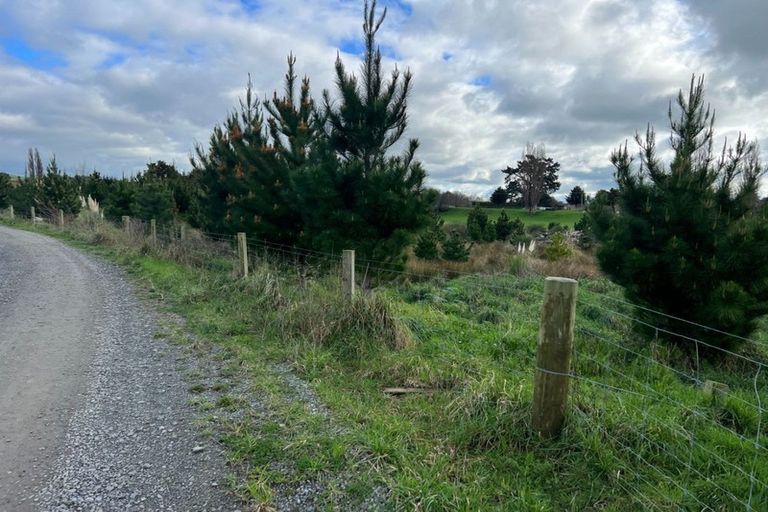 Photo of property in 351 Weber Road, Dannevirke, 4971