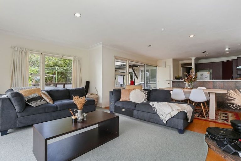 Photo of property in 36 Comins Crescent, Mission Bay, Auckland, 1071