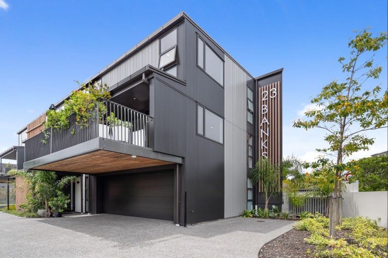 Photo of property in 23 Banks Avenue, Mount Maunganui, 3116