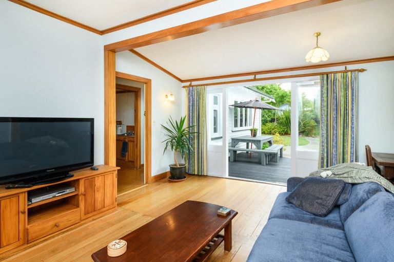 Photo of property in 26 Marne Street, Hokowhitu, Palmerston North, 4410