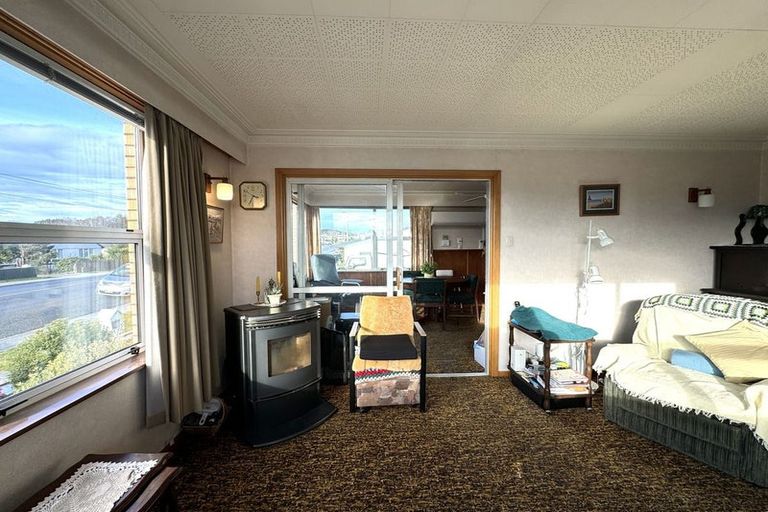 Photo of property in 37 Gormack Street, Balclutha, 9230