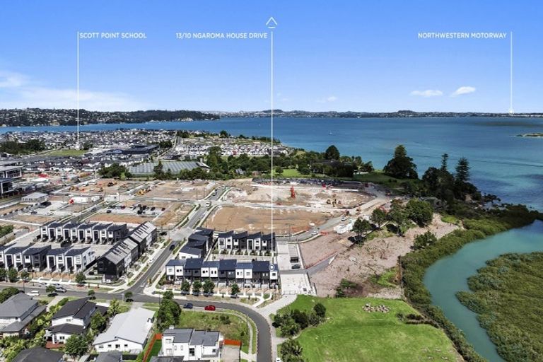 Photo of property in 13/10 Ngaroma House Drive, Hobsonville, Auckland, 0616