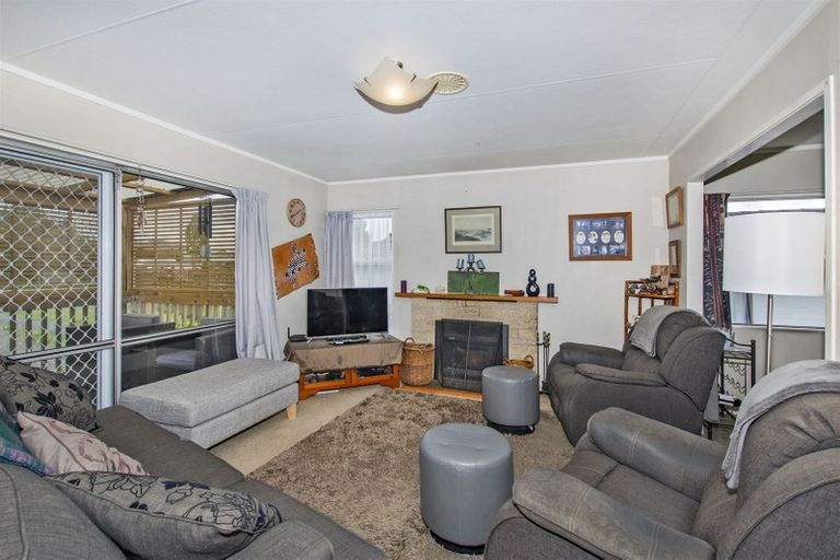 Photo of property in 22 Escalona Street, Te Kamo, Whangarei, 0112