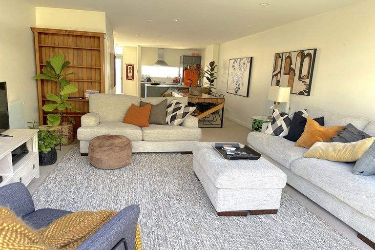 Photo of property in Sol Apartments, 31/37 Jessie Street, Te Aro, Wellington, 6011