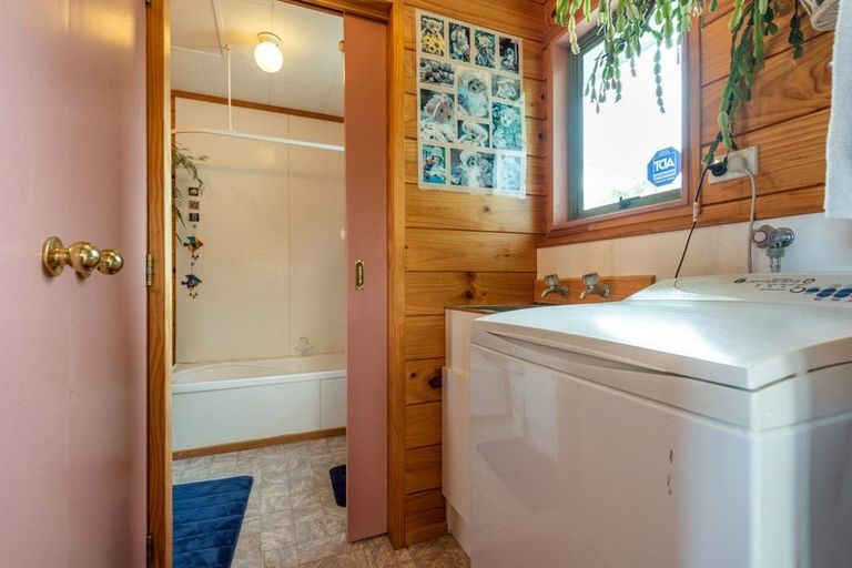 Photo of property in 16 Coventry Close, Ascot Park, Porirua, 5024