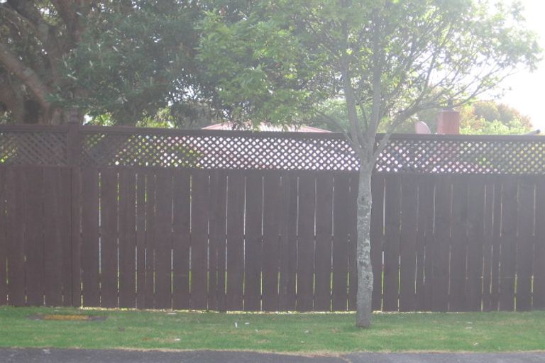 Photo of property in 1/16 Sheehan Road, Te Atatu South, Auckland, 0610