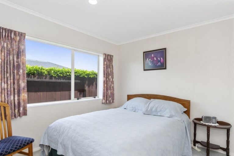 Photo of property in 37 Lotus Avenue, Mount Maunganui, 3116