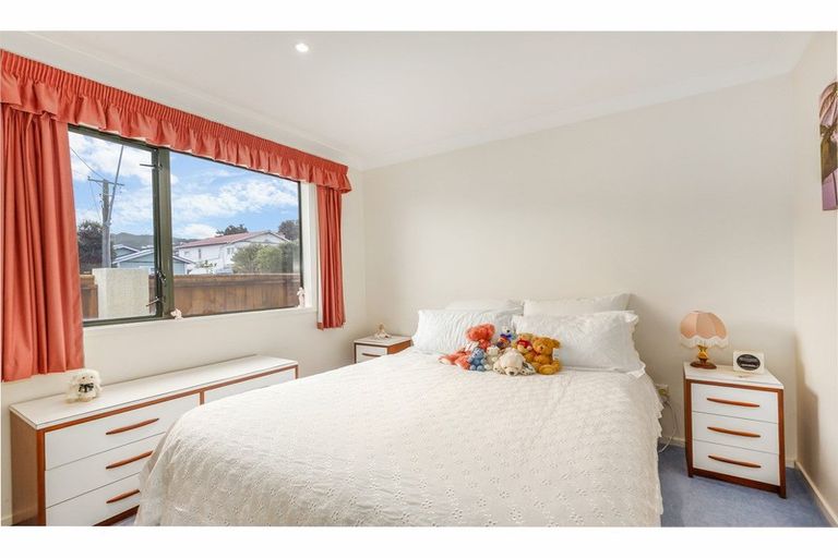 Photo of property in 9 South Street, Petone, Lower Hutt, 5012