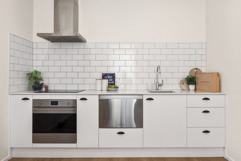 Photo of property in 2/97 Coronation Street, Spreydon, Christchurch, 8024