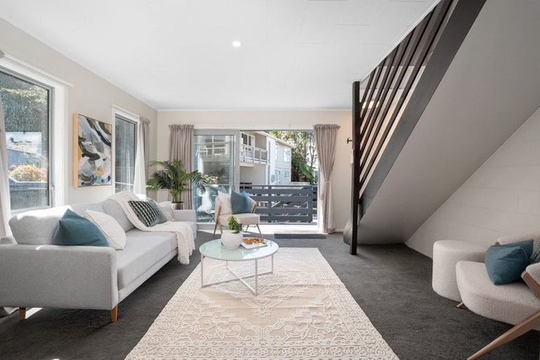 Photo of property in 85a Mulberry Street, Normandale, Lower Hutt, 5010