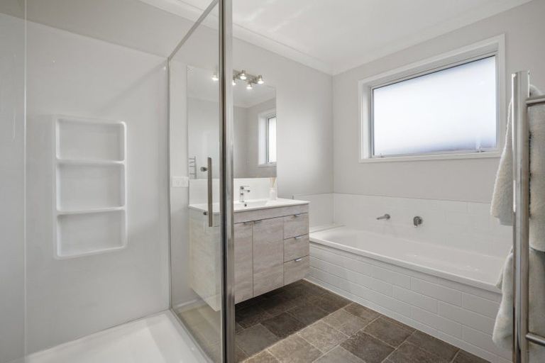 Photo of property in 8 Coad Lane, Pyes Pa, Tauranga, 3112