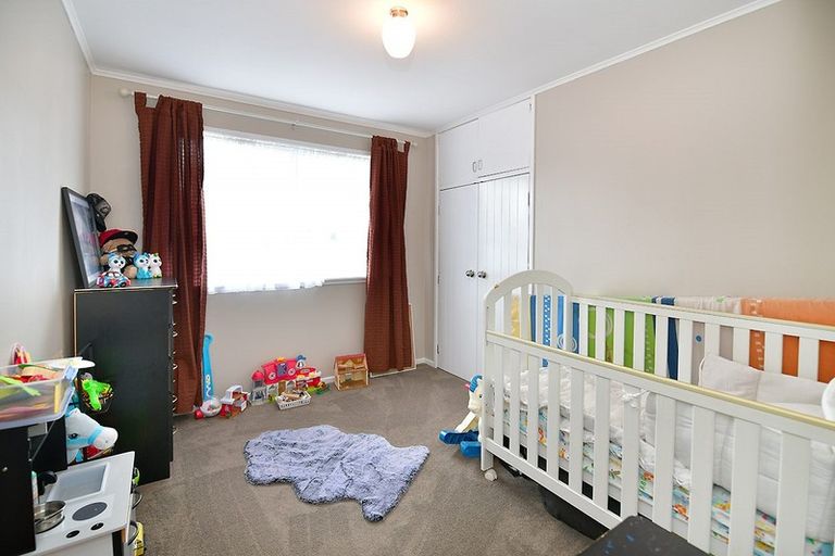 Photo of property in 53b Springs Road, Parakai, 0830