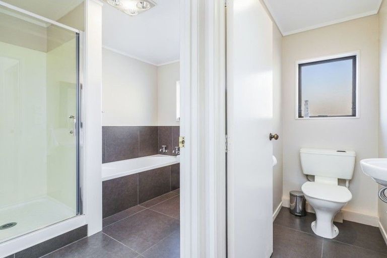 Photo of property in 62 Endeavour Avenue, Flagstaff, Hamilton, 3210