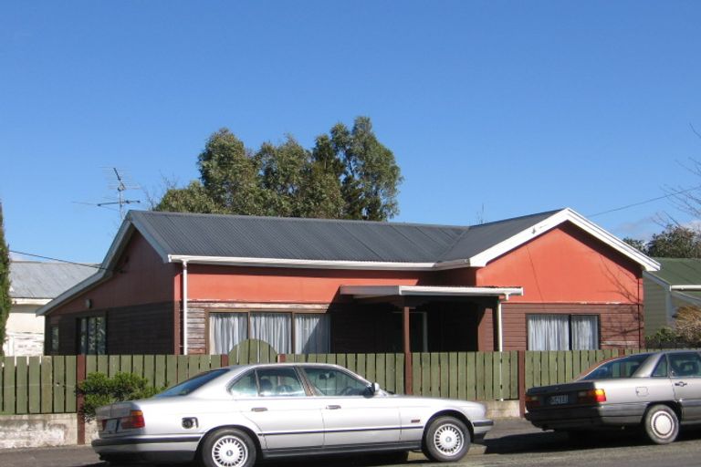 Photo of property in 102 Fox Street, Featherston, 5710