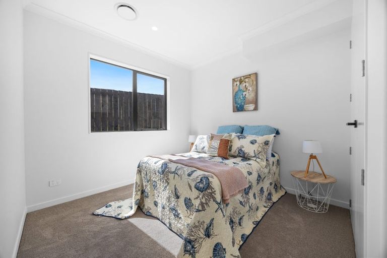 Photo of property in 2 Laurel Drive, Rosehill, 2113