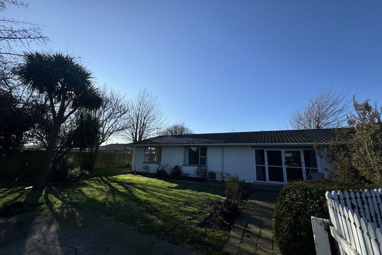Photo of property in 1/338 Wairakei Road, Burnside, Christchurch, 8053