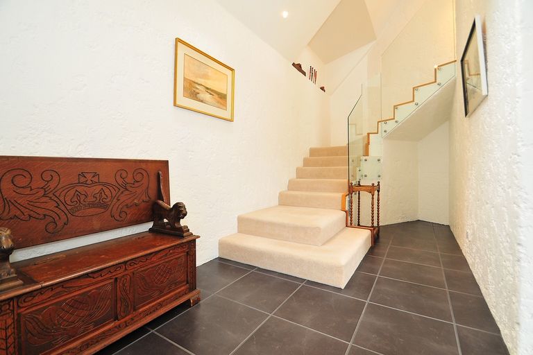 Photo of property in 2h Weranui Road, Waiwera, Orewa, 0994