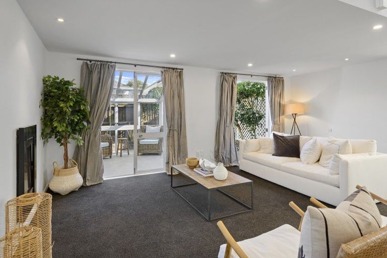 Photo of property in 74 Office Road, Merivale, Christchurch, 8014