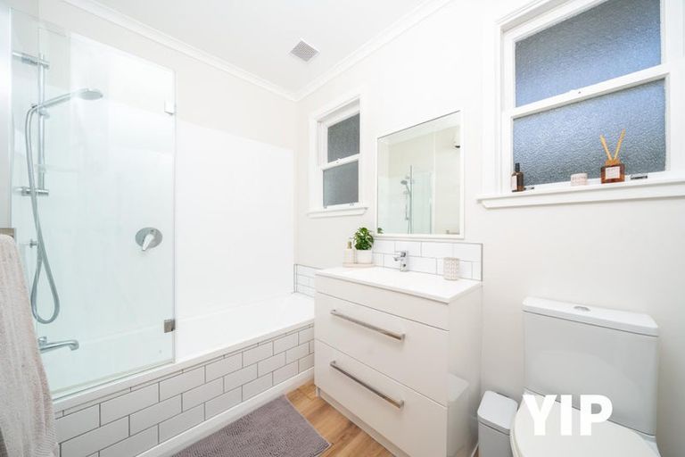 Photo of property in 51 Tarawera Road, Johnsonville, Wellington, 6037