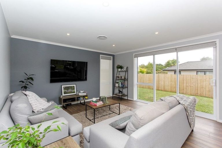 Photo of property in 39 Smith Street, Lepperton, New Plymouth, 4373