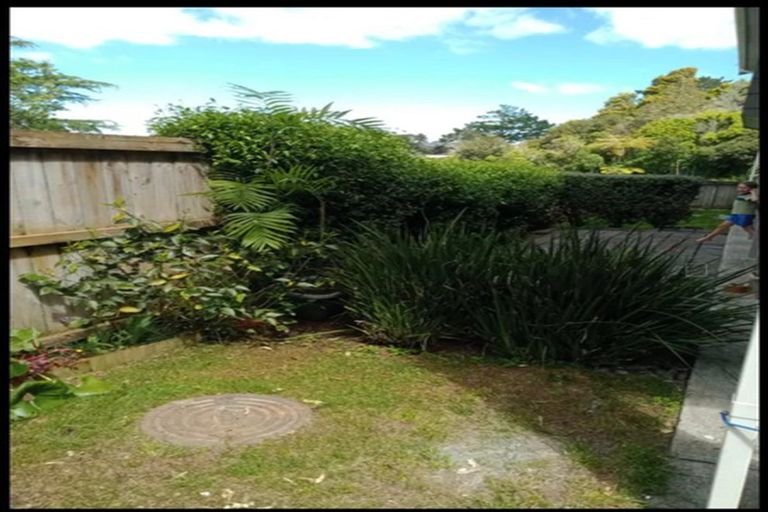 Photo of property in 15 Verran Road, Birkenhead, Auckland, 0626