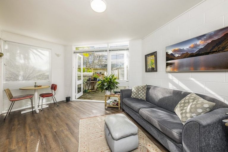 Photo of property in The Turrets, 5b Boyle Crescent, Grafton, Auckland, 1023