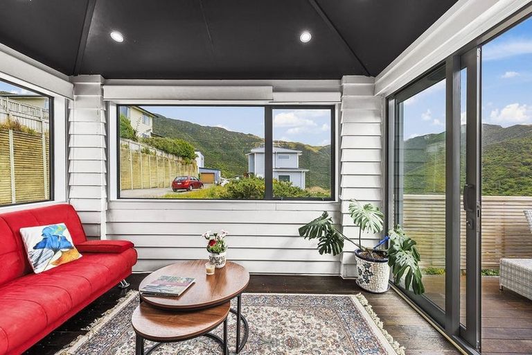 Photo of property in 92 Downing Street, Crofton Downs, Wellington, 6035