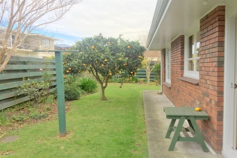 Photo of property in 22 Tupaea Place, Otumoetai, Tauranga, 3110