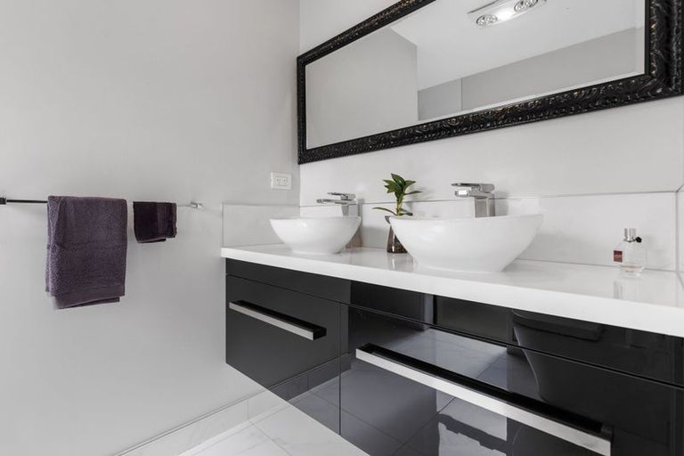 Photo of property in 99 Palm Springs Boulevard, Papamoa Beach, Papamoa, 3118