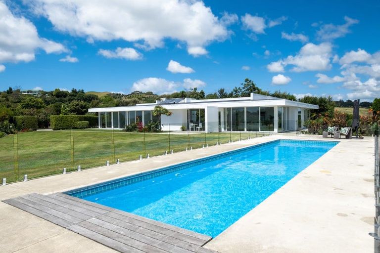 Photo of property in 55 Tuki Tuki Hills Road, Haumoana, 4180