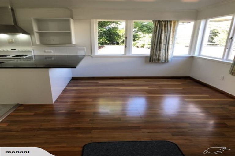 Photo of property in 2/54 Kings Crescent, Hutt Central, Lower Hutt, 5010