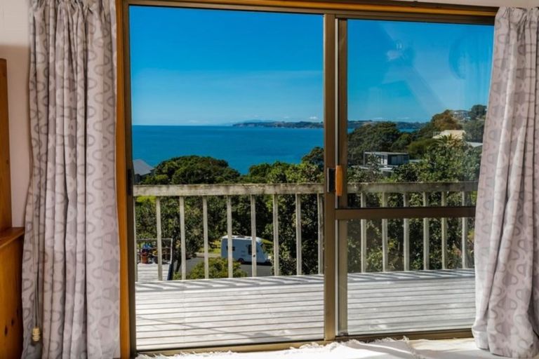 Photo of property in 34a Glenelg Road, Red Beach, 0932