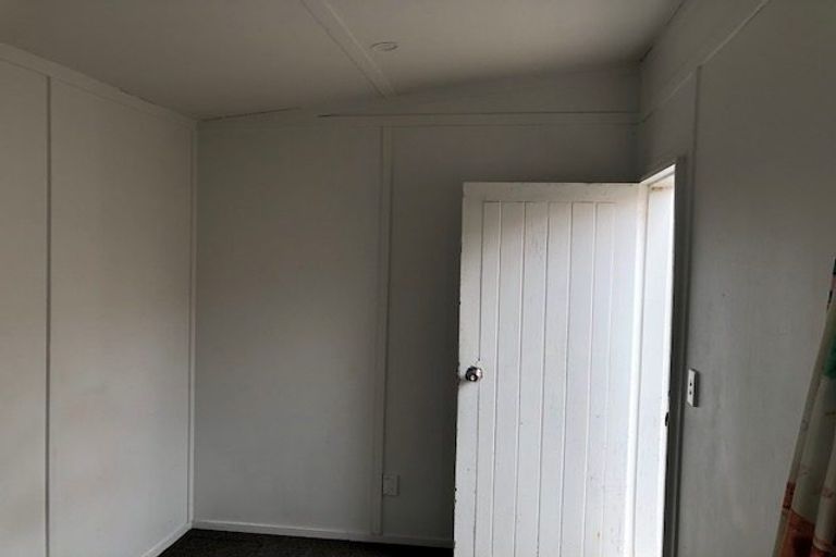 Photo of property in 1277a High Street, Taita, Lower Hutt, 5011