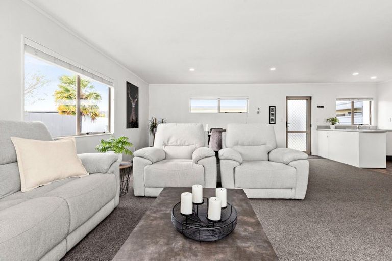 Photo of property in 3/305 Park Road South, Akina, Hastings, 4122