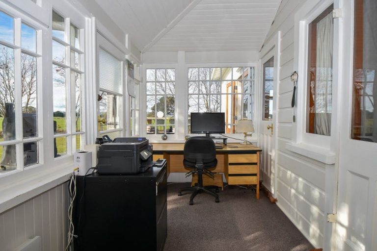 Photo of property in 15 Brown Avenue, Carterton, 5713