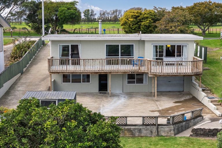 Photo of property in 48 Arawa Avenue, Maketu, Te Puke, 3189