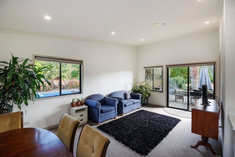 Photo of property in 291 Napier Road, Kelvin Grove, Palmerston North, 4470