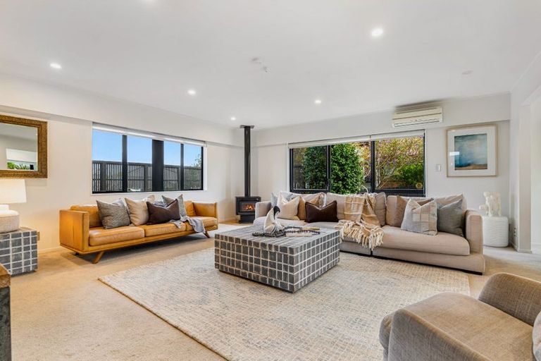 Photo of property in 5 Merlot Heights, Huapai, Kumeu, 0810