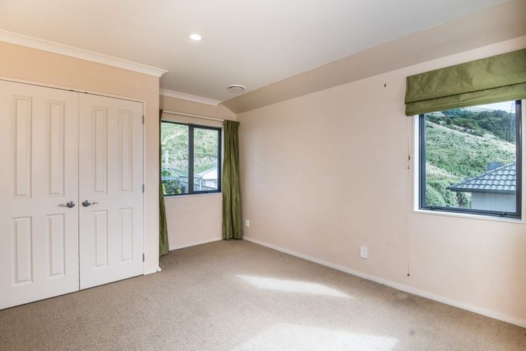 Photo of property in 68 Erlestoke Crescent, Churton Park, Wellington, 6037