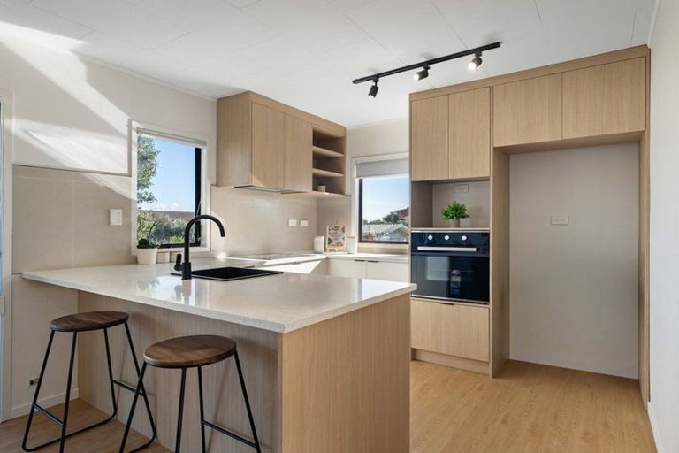Photo of property in 113 Finlayson Avenue, Clendon Park, Auckland, 2103