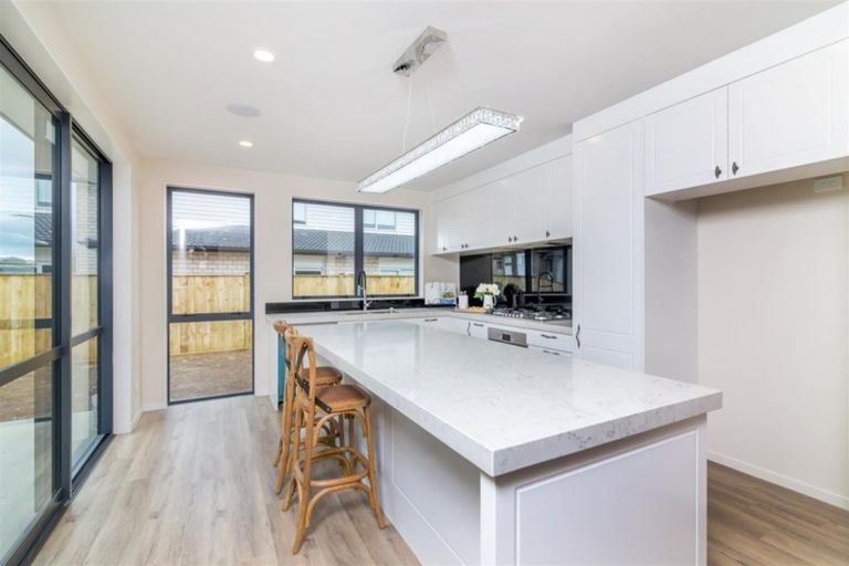 Photo of property in 20 Fong Road, Flat Bush, Auckland, 2019